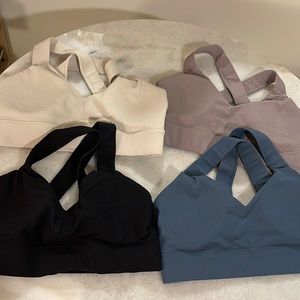 (FOUR) Halara Sports Bra Size Large